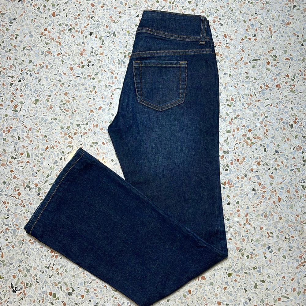 SEXY Victorias Secret LONDONJEAN Boot cut Flare Jeans Size 4 31Inseam - Picture 3 of 6